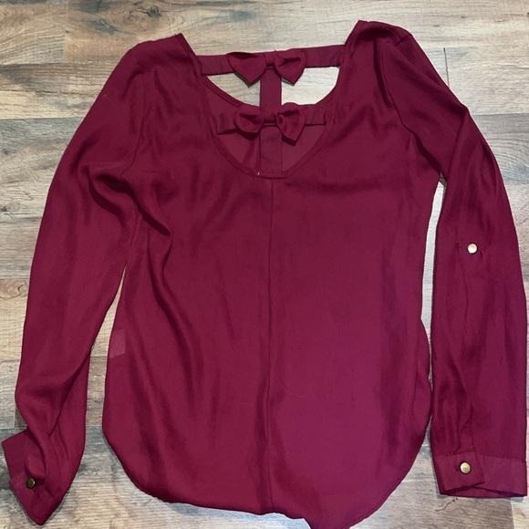 Lot of 8 Size Small Shirts. - Picture 10 of 11